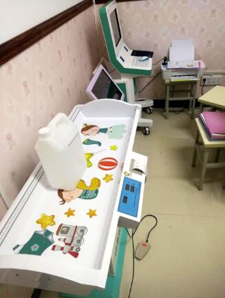 儿童综合素质评价系统以及婴幼儿卧式称