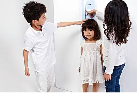 河南周口身高体重测量仪厂家提示孕妇孕期增加体重什么规律是正常的